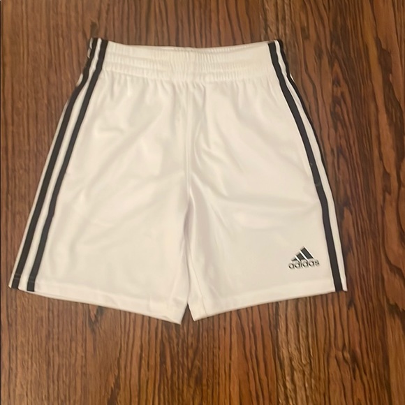 Shorts - Picture 1 of 2